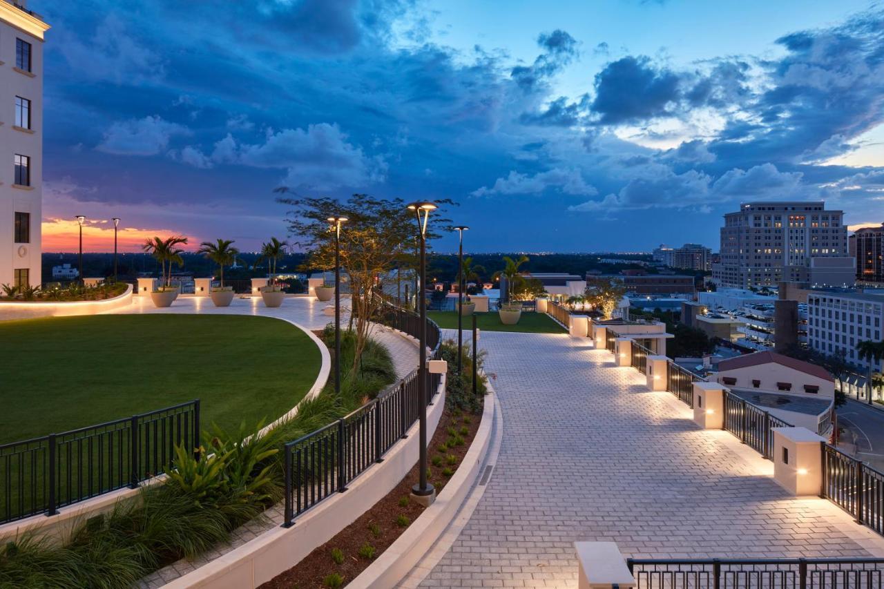 Loews Coral Gables Hotel Miami Exterior photo